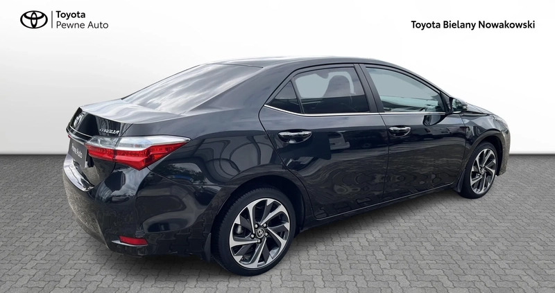 Toyota Corolla cena 69900 przebieg: 97895, rok produkcji 2017 z Poddębice małe 254